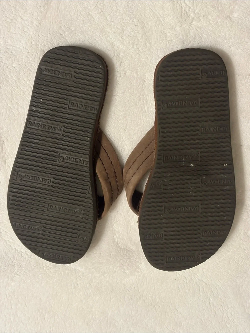 Kids Rainbow Leather Flip Flops in Brown size 9/10